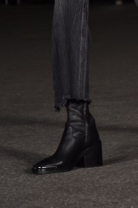 Detail at Alexander Wang RTW Spring 2018