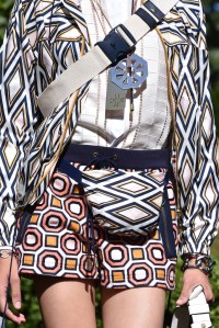 Detail at Tory Burch RTW Spring 2018