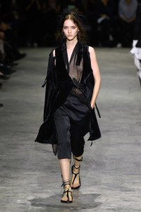 Ann Demeulemeester RTW Spring 2018