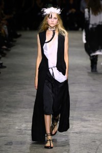 Ann Demeulemeester RTW Spring 2018