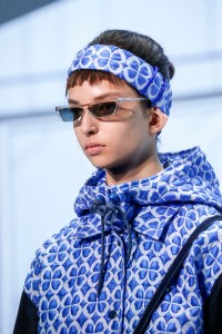 Details Anya Hindmarch RTW Spring 2018