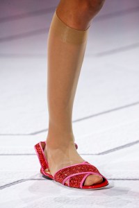 Details Anya Hindmarch RTW Spring 2018