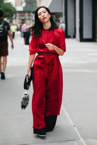 Street style at New York Fashion Week spring 2018.