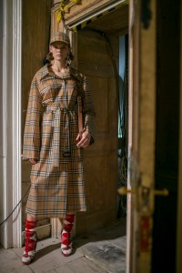 Backstage at Burberry RTW Spring 2018