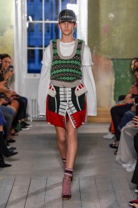 Burberry RTW Spring 2018