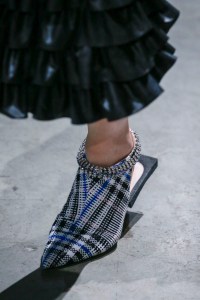 Details at Christopher Kane RTW Spring 2018