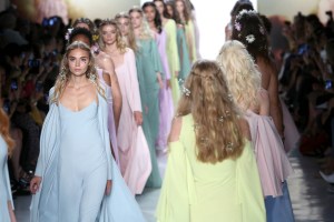 Chiara Boni La Petite Robe RTW Spring 2018