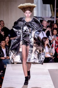 Comme des Garçons RTW Spring 2018