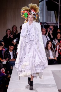 Comme des Garçons RTW Spring 2018
