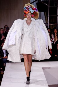 Comme des Garçons RTW Spring 2018