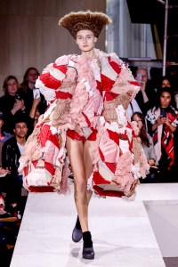 Comme des Garçons RTW Spring 2018