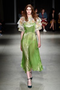 Daizy Shely RTW Spring 2018