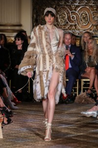 Dennis Basso RTW Spring 2018