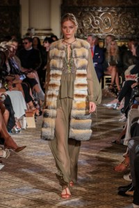 Dennis Basso RTW Spring 2018