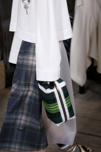 Details at Burberry RTW Spring 2018