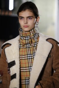 Details at Burberry RTW Spring 2018