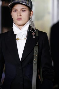Details at Burberry RTW Spring 2018