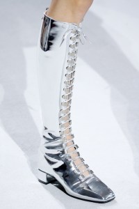 Details at Christian Dior RTW Spring 2018
