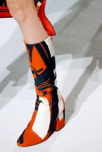 Details at Dries Van Noten RTW Spring 2018