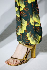 Details at Dries Van Noten RTW Spring 2018