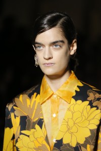 Details at Dries Van Noten RTW Spring 2018