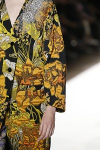 Details at Dries Van Noten RTW Spring 2018