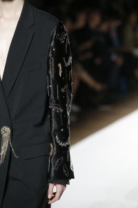 Details at Dries Van Noten RTW Spring 2018