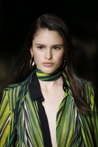 Details at Elie Saab RTW Spring 2018