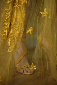 Details at Elie Saab RTW Spring 2018