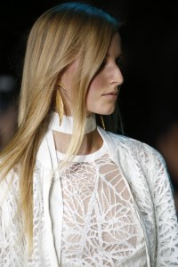 Details at Elie Saab RTW Spring 2018