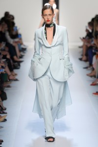 Ermanno Scervino RTW Spring 2018