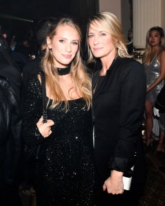 Dylan Penn, Robin Wright