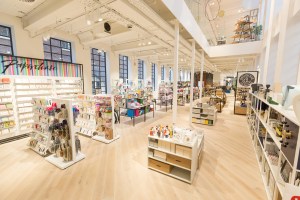 HUDSON BAY AMSTERDAM 2017 PRESS PRESENTATION