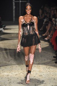 Julien Macdonald RTW Spring 2018