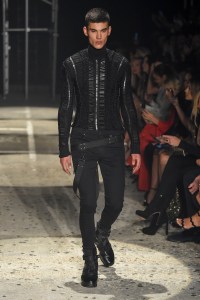 Julien Macdonald RTW Spring 2018