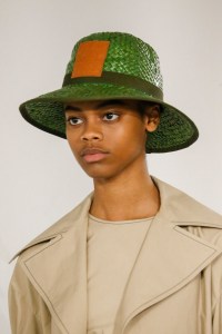 Details at Loewe RTW Spring 2018