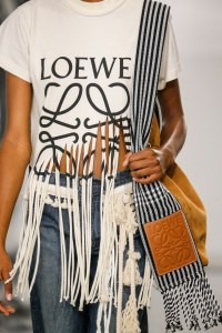 Details at Loewe RTW Spring 2018
