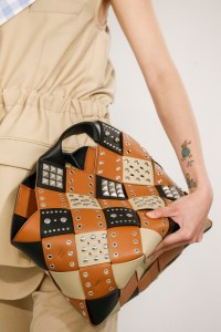 Details at Loewe RTW Spring 2018