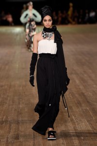 Marc Jacobs RTW Spring 2018