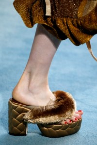 Details at Marco De Vincenzo RTW Spring 2018
