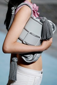 Details at Marco De Vincenzo RTW Spring 2018