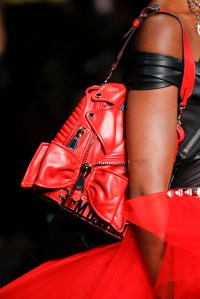 Details at Moschino RTW Spring 2018