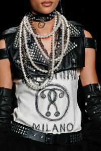 Details at Moschino RTW Spring 2018