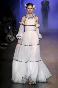 Naeem Khan RTW Spring 2018