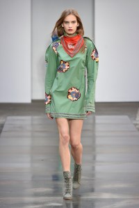 Philosophy di Lorenzo Serafini RTW Spring 2018