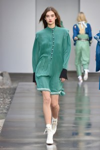 Philosophy di Lorenzo Serafini RTW Spring 2018