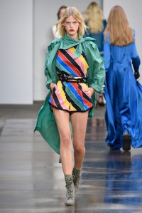 Philosophy di Lorenzo Serafini RTW Spring 2018