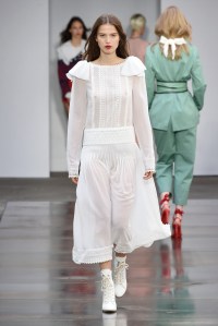 Philosophy di Lorenzo Serafini RTW Spring 2018