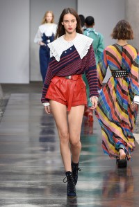 Philosophy di Lorenzo Serafini RTW Spring 2018