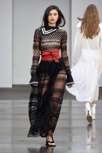 Philosophy di Lorenzo Serafini RTW Spring 2018